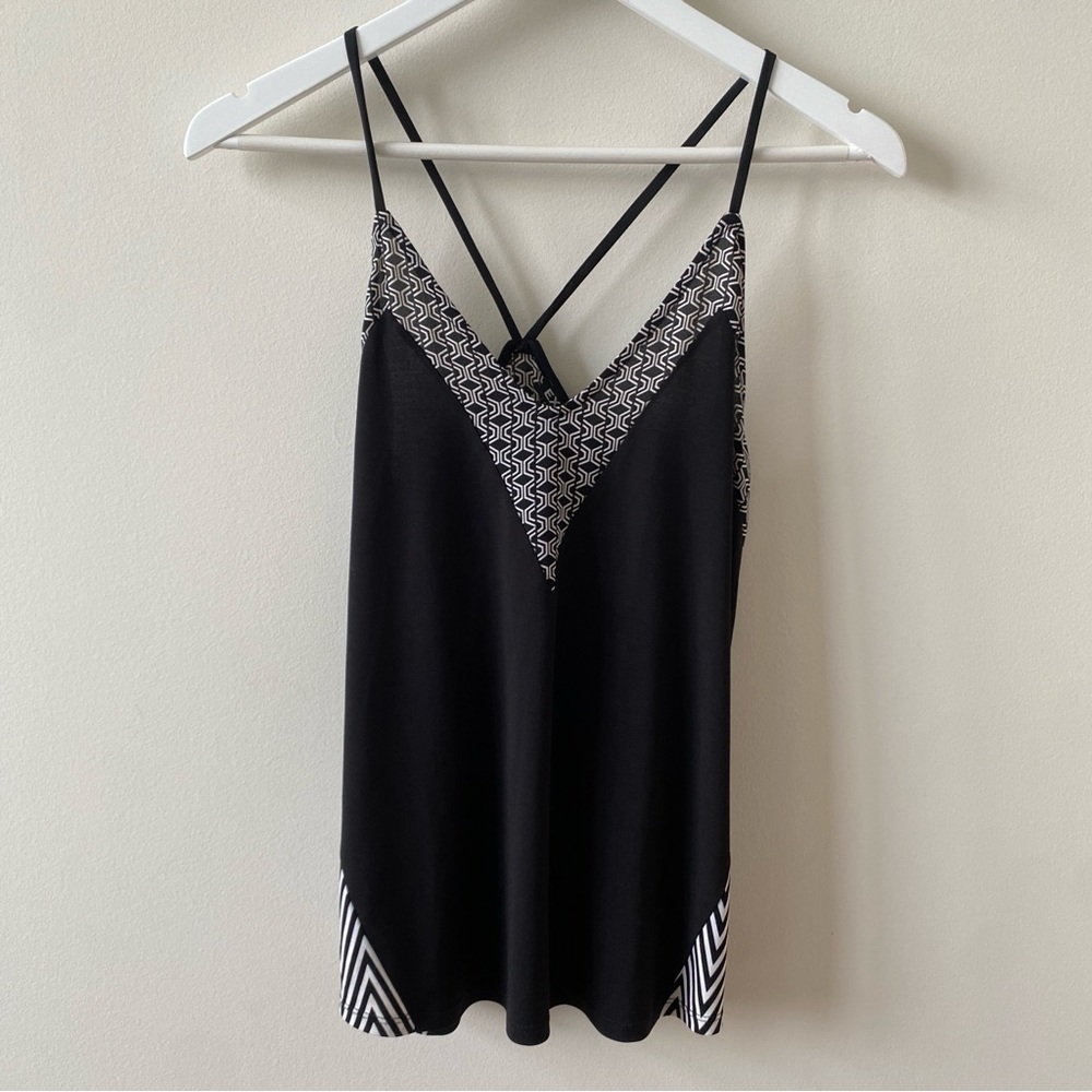 Express Black and White Patterned Camisole Size Small